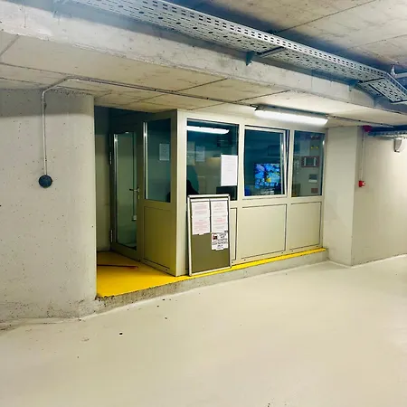 Karat With Parking Garage Apartment